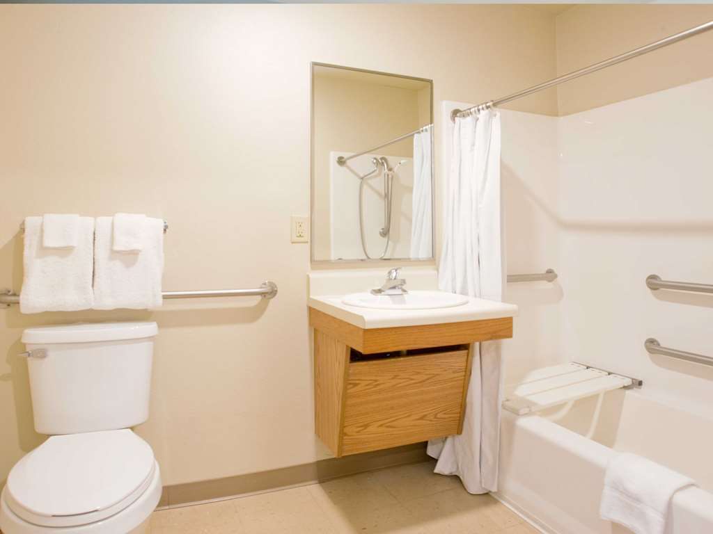 Woodspring Suites サクラメント 部屋 写真