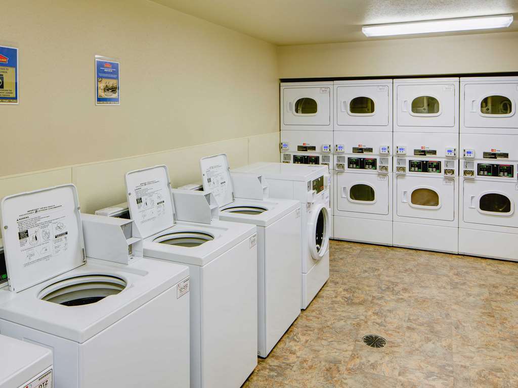Woodspring Suites サクラメント 設備 写真